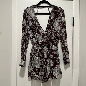 ASTR Floral Print Long Sleeve Romper